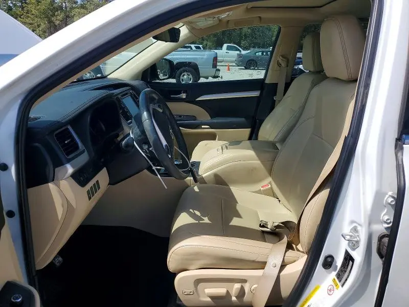 2019 TOYOTA HIGHLANDER   