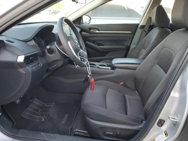 2021 NISSAN ALTIMA SV  