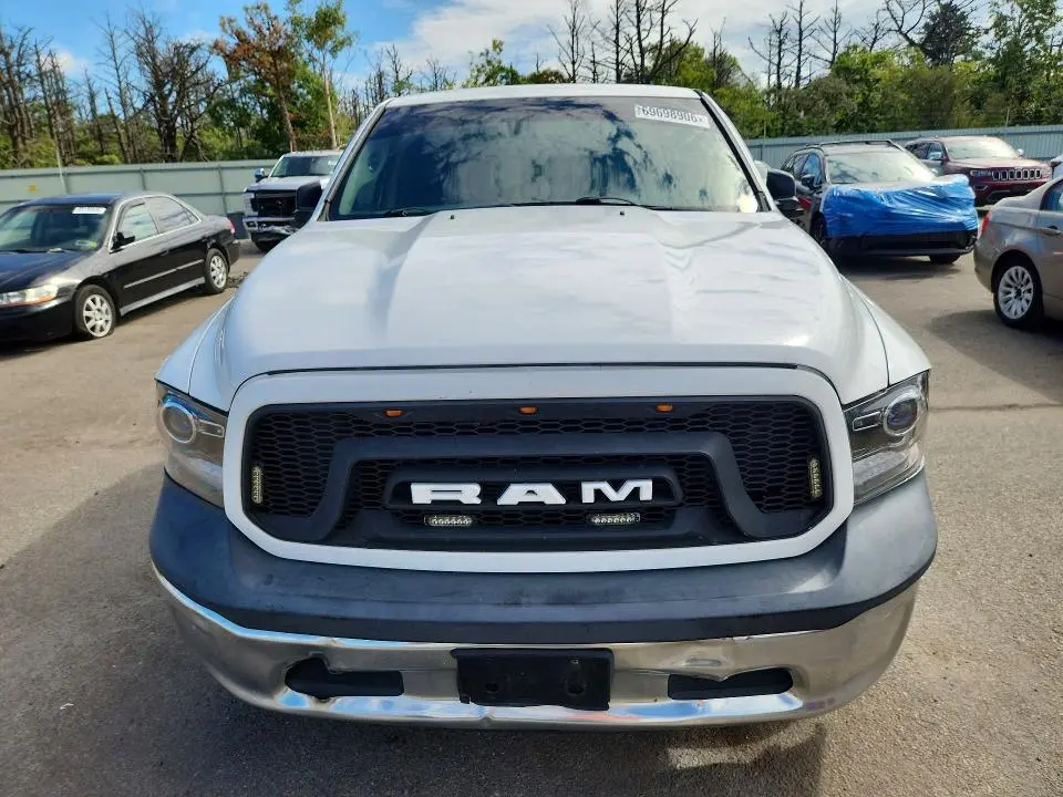 2013 RAM 1500 ST  