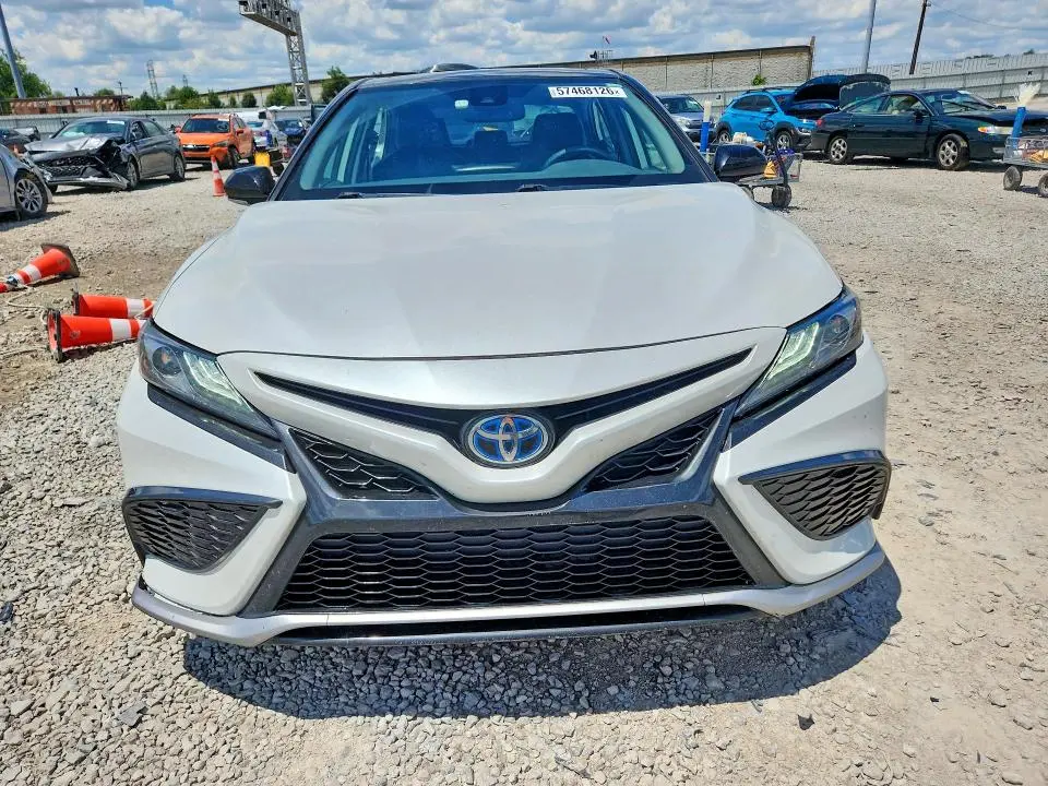 2022 TOYOTA CAMRY XSE  