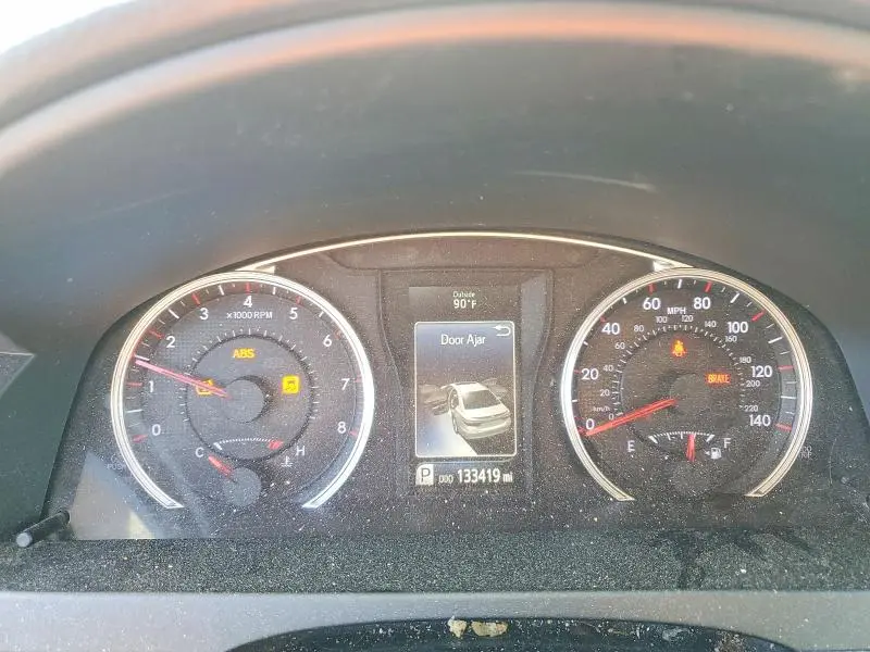 2016 TOYOTA CAMRY LE  