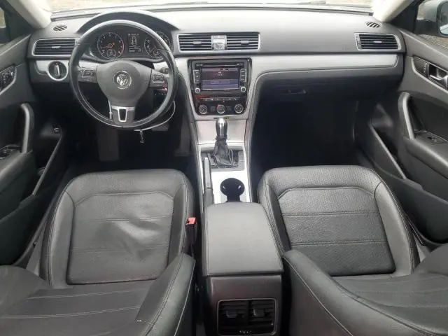 2013 VOLKSWAGEN PASSAT SE