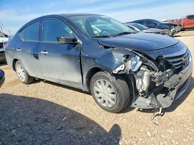 2018 NISSAN VERSA S  