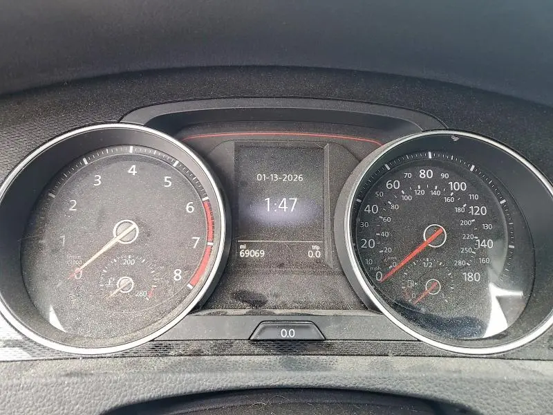 2016 VOLKSWAGEN GTI S/SE  