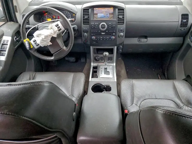 2012 NISSAN PATHFINDER S  