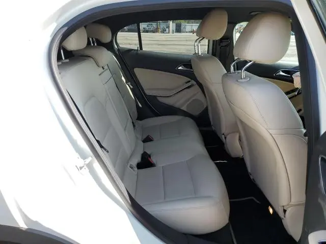 2018 MERCEDES-BENZ GLA 250  