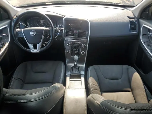 2015 VOLVO XC60 T5  