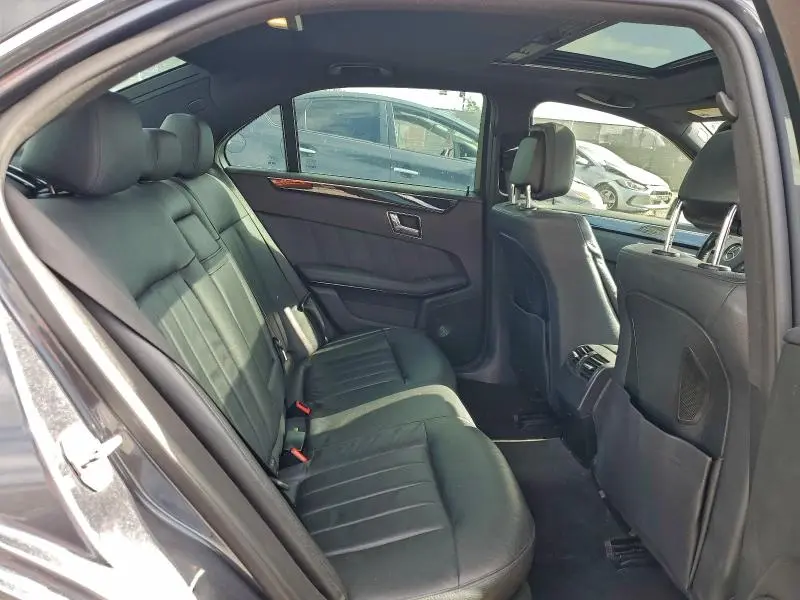 2010 MERCEDES-BENZ E 550  