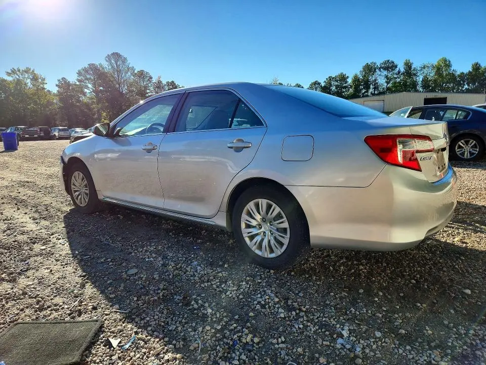 2013 TOYOTA CAMRY LE  