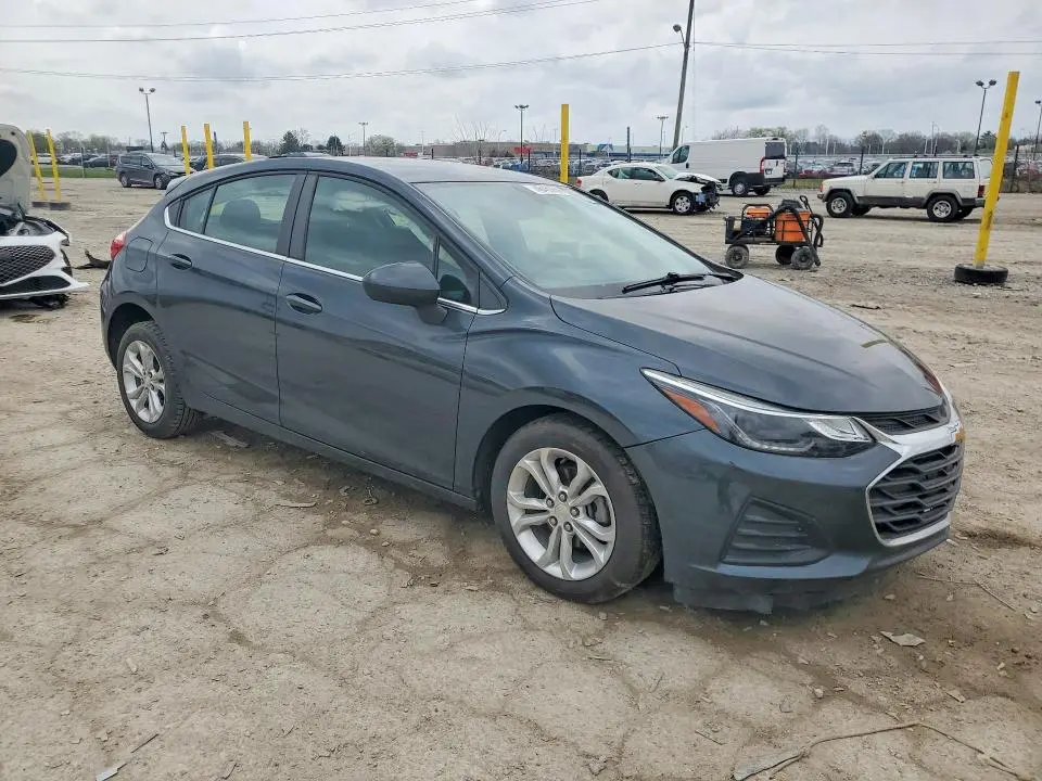 2019 CHEVROLET CRUZE LT  