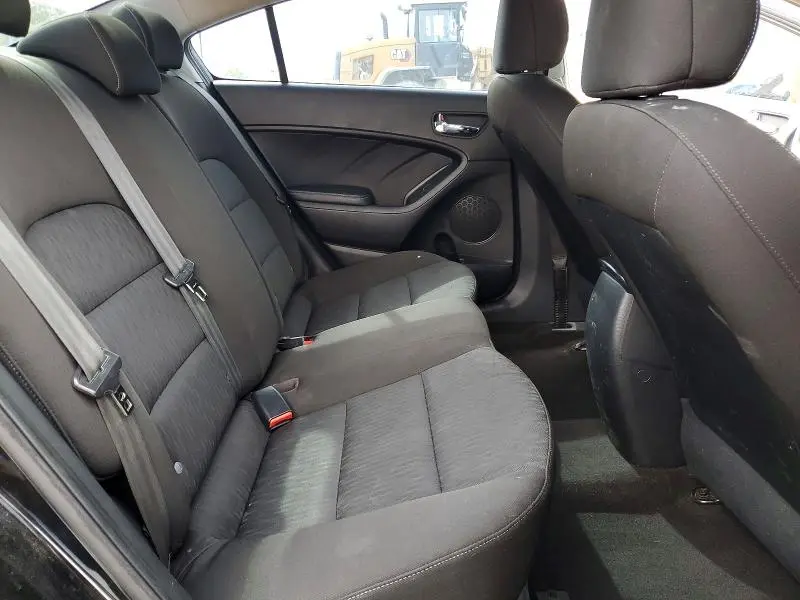 2016 KIA FORTE LX  