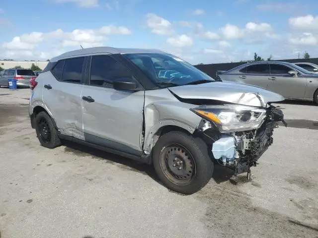 2018 NISSAN KICKS S  