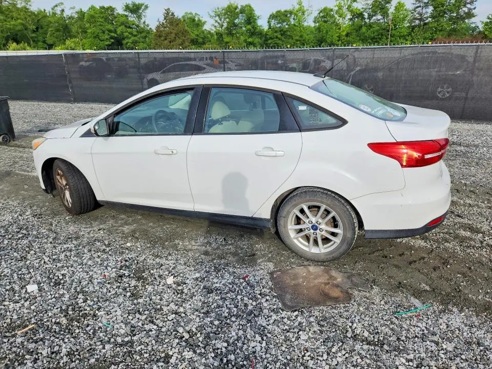 2015 FORD FOCUS SE  