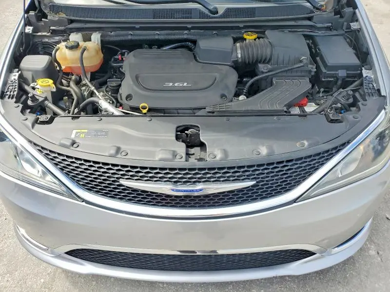 2018 CHRYSLER PACIFICA TOURING L  