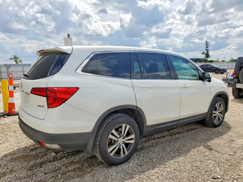 2017 HONDA PILOT EXL  