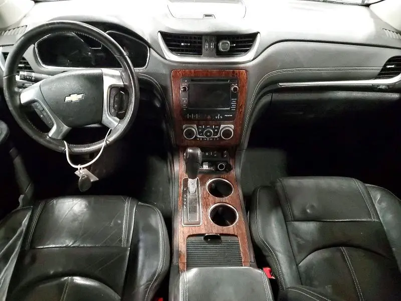 2014 CHEVROLET TRAVERSE LT  