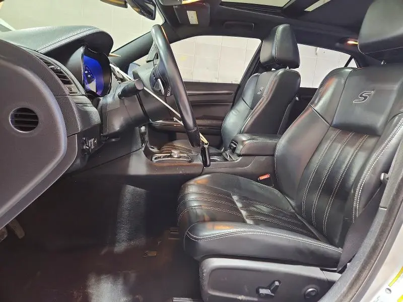 2016 CHRYSLER 300 S  