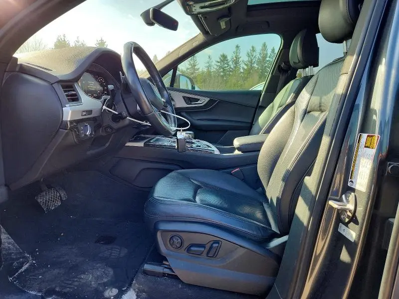 2017 AUDI Q7 TECHNIK S-LINE  