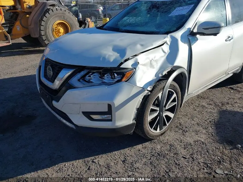 2019 NISSAN ROGUE SL
