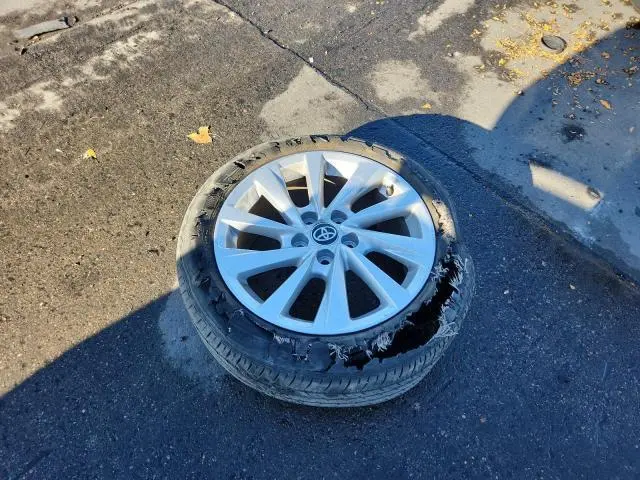 2021 TOYOTA CAMRY LE  