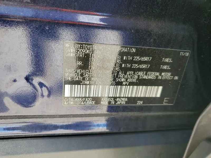 2019 TOYOTA RAV4 XLE  