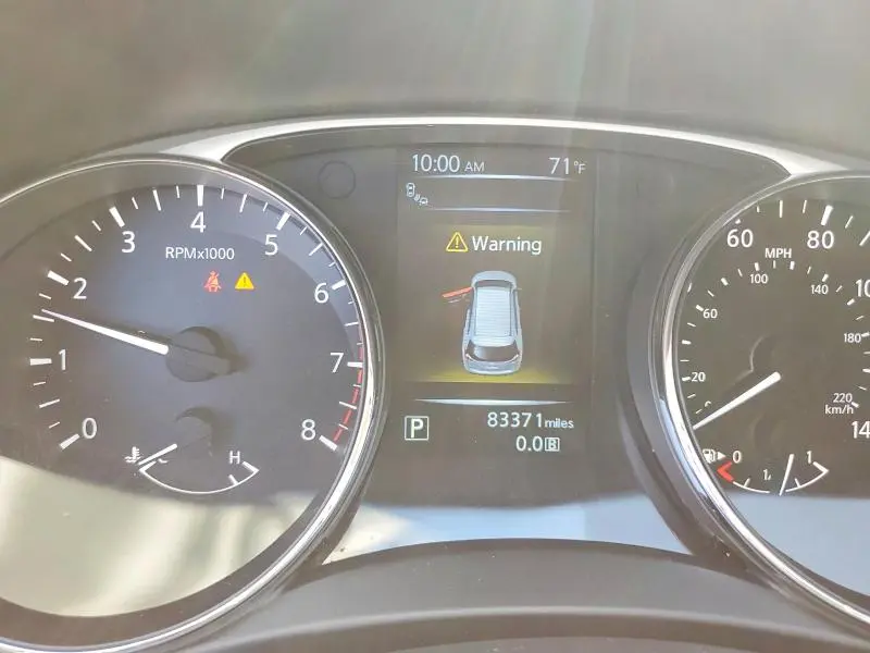 2015 NISSAN ROGUE SV  
