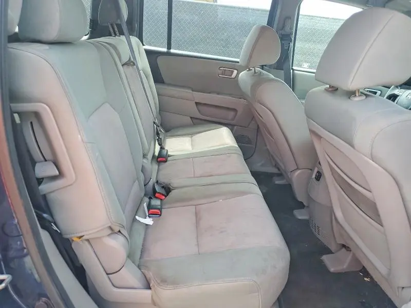 2010 HONDA PILOT EX  