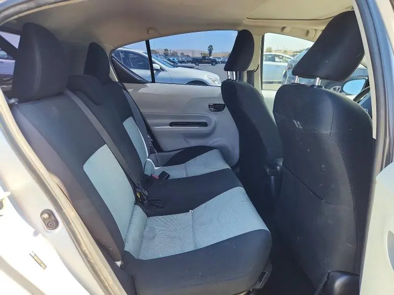 2014 TOYOTA PRIUS C THREE  