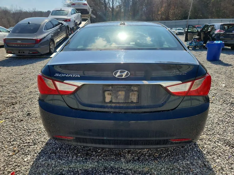 2013 HYUNDAI SONATA GLS  