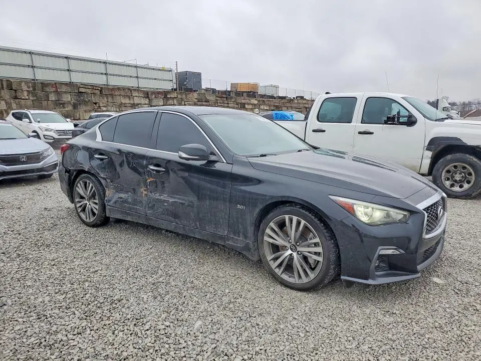 2019 INFINITI Q50 LUXE  