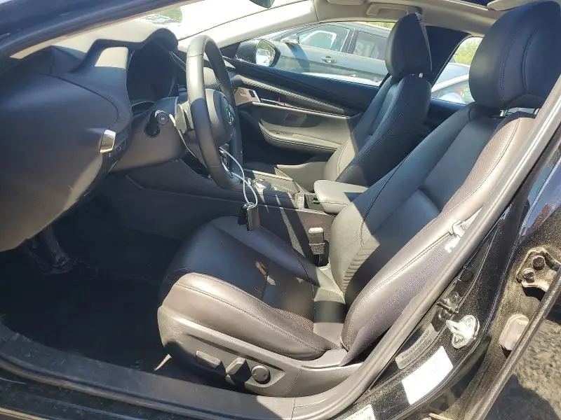 2019 MAZDA 3 PREMIUM  