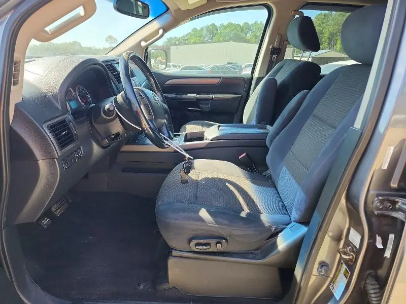 2013 NISSAN ARMADA SV  