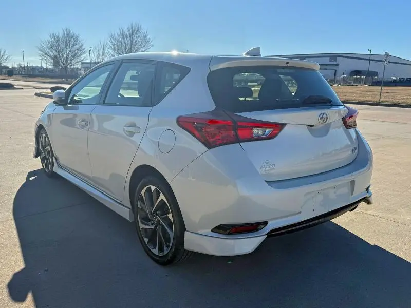 2016 TOYOTA SCION IM   
