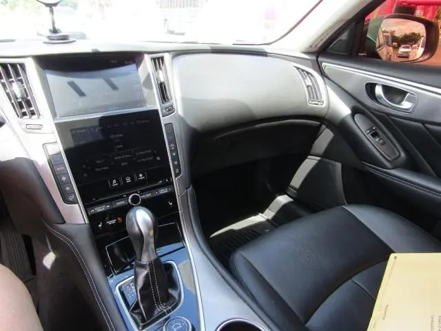 2015 INFINITI Q50 BASE  