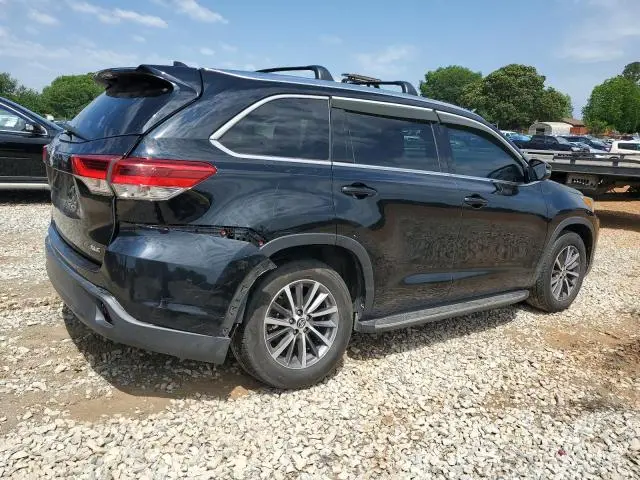 2018 TOYOTA HIGHLANDER SE  