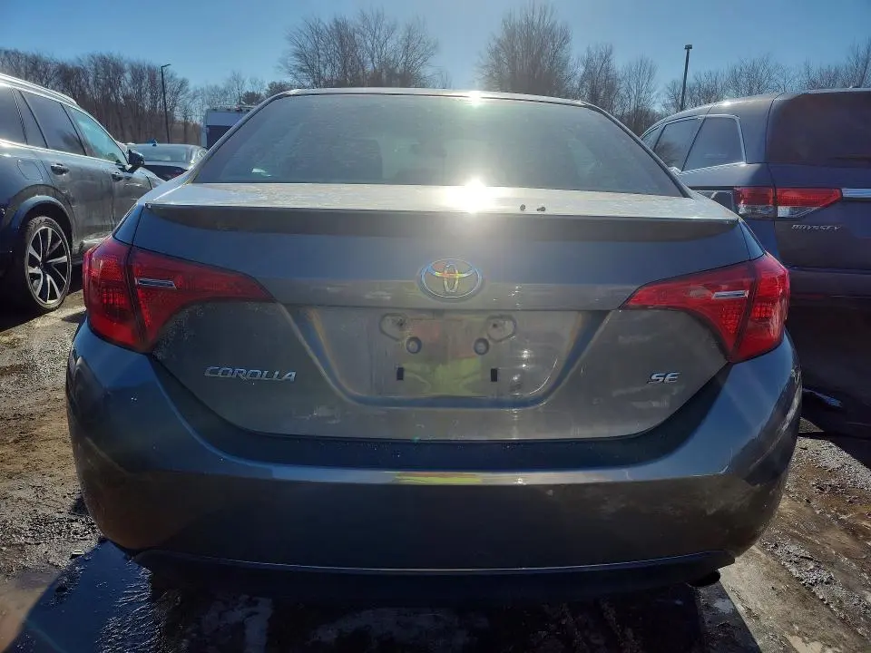 2017 TOYOTA COROLLA SE  