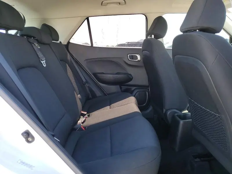 2022 HYUNDAI VENUE SE  