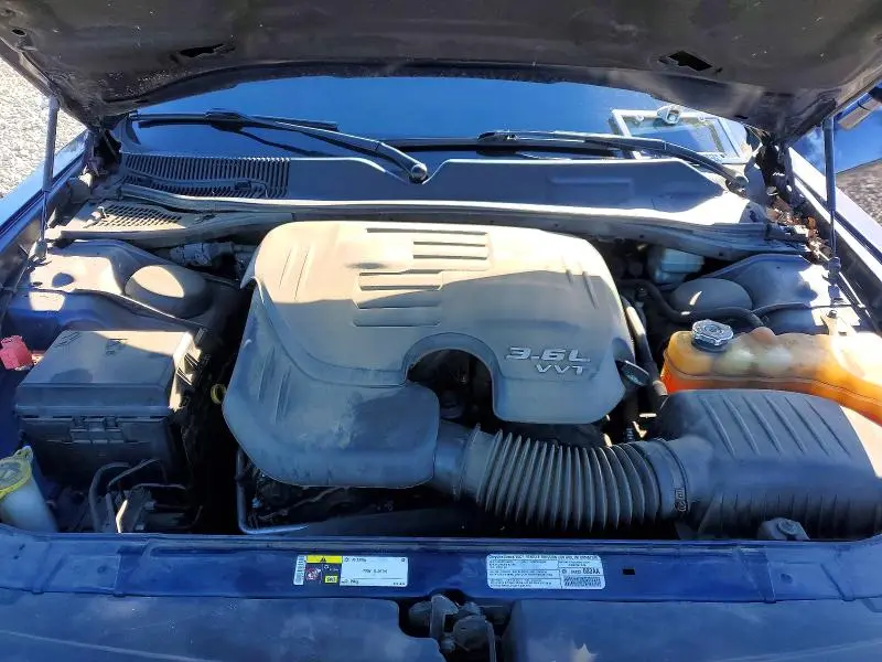 2013 DODGE CHALLENGER SXT  