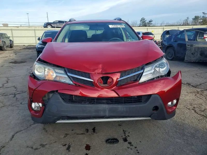 2013 TOYOTA RAV4 XLE  