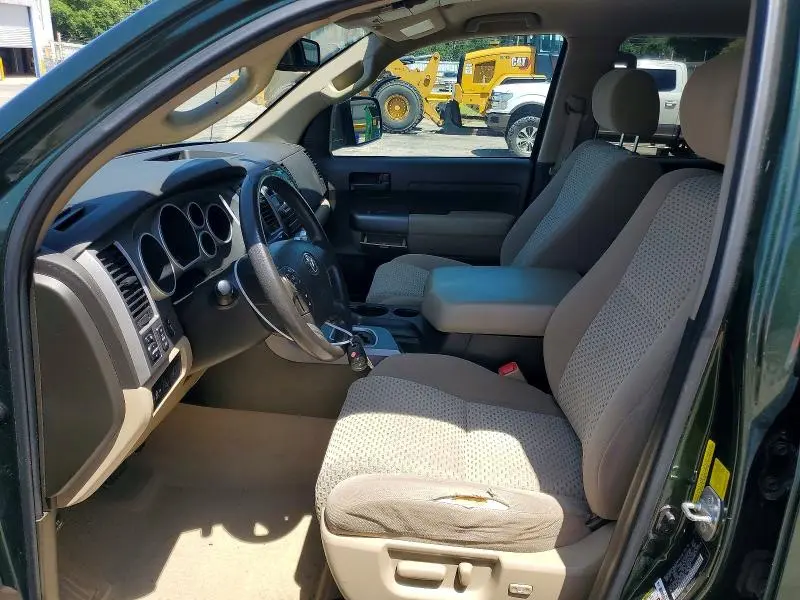 2011 TOYOTA TUNDRA CREWMAX SR5  