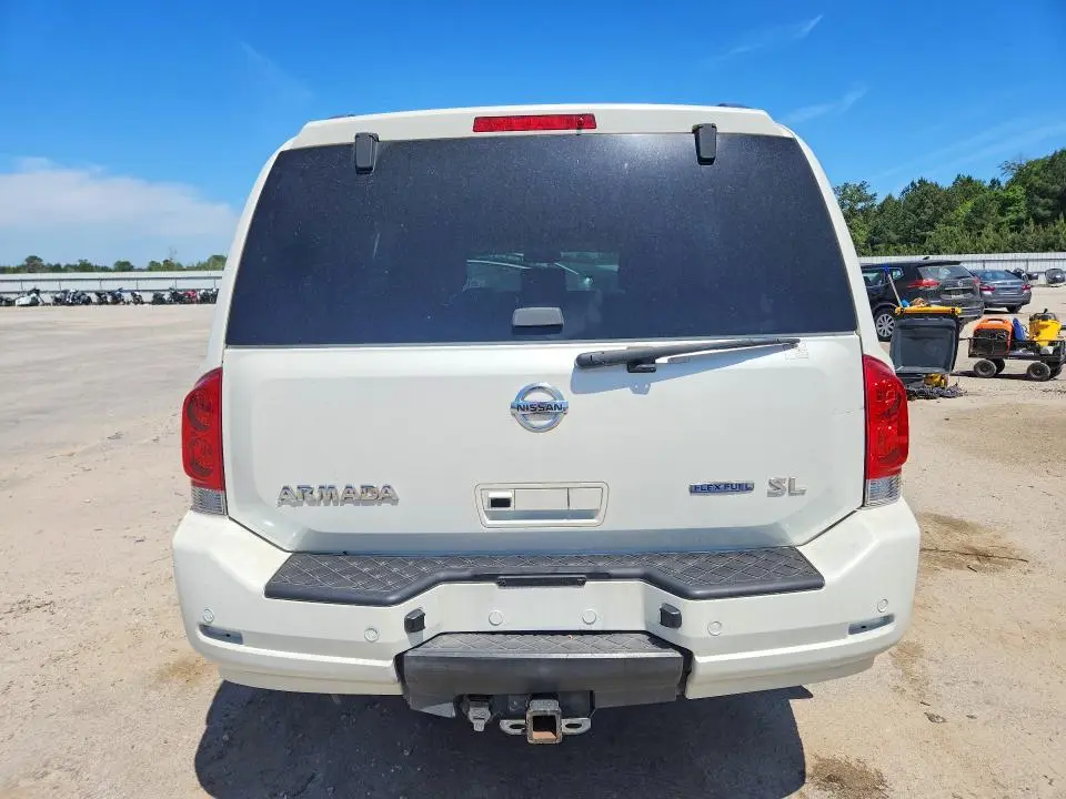 2015 NISSAN ARMADA SL  