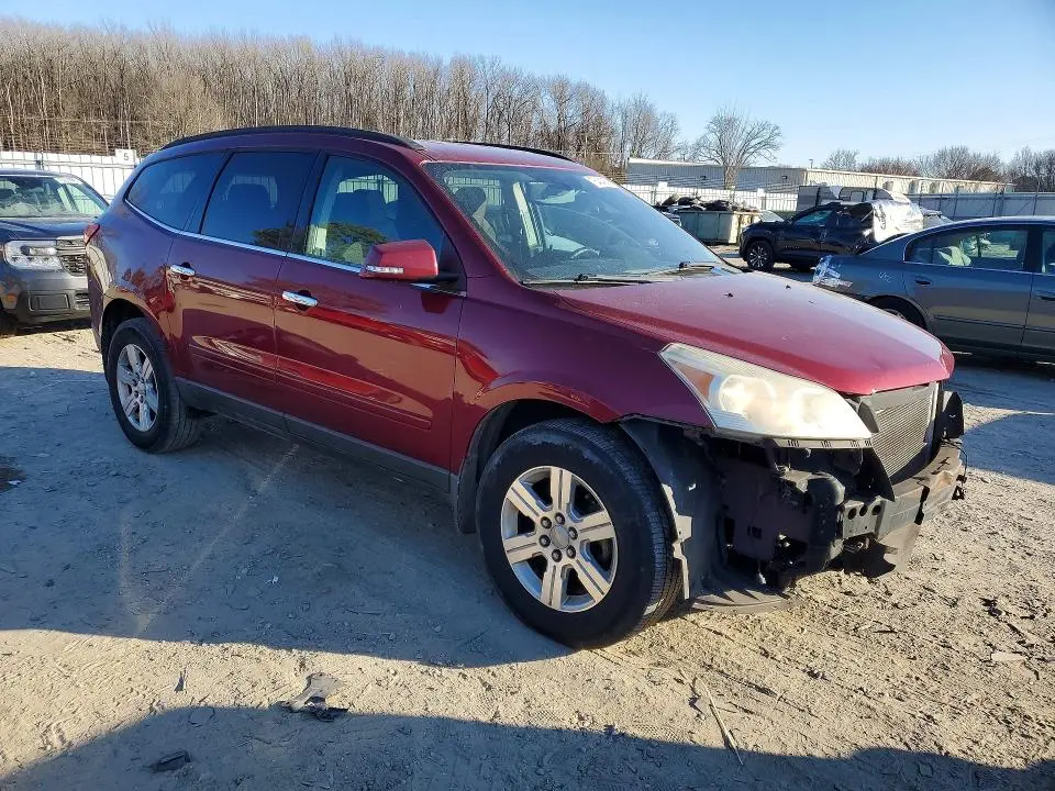 2011 CHEVROLET TRAVERSE LT  