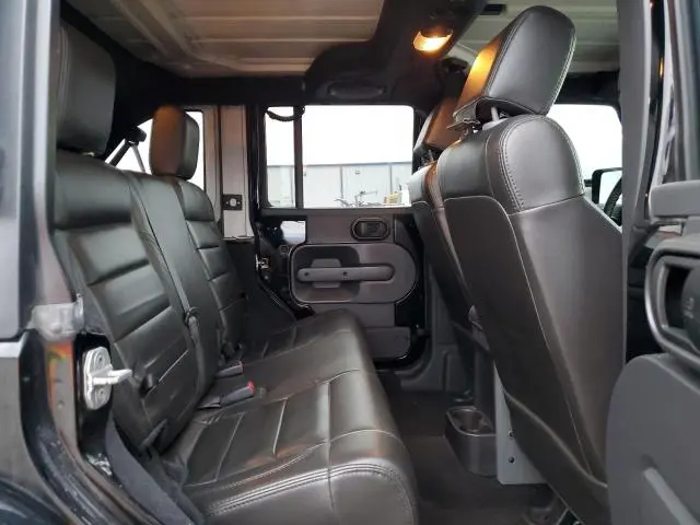 2010 JEEP WRANGLER UNLIMITED SAHARA  