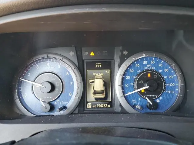 2015 TOYOTA SIENNA XLE  