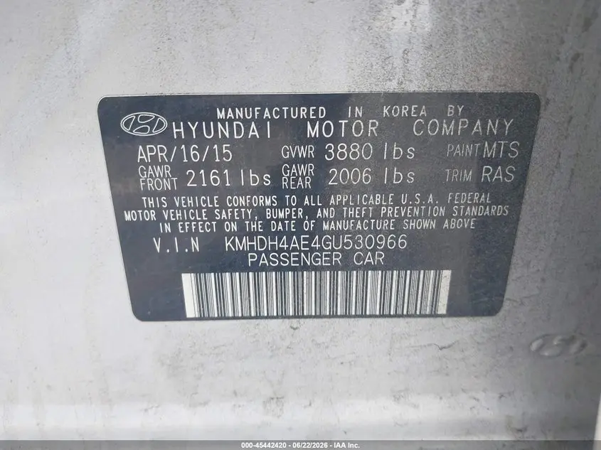 2016 HYUNDAI ELANTRA SE