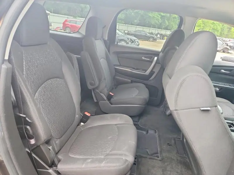 2011 GMC ACADIA SLE  