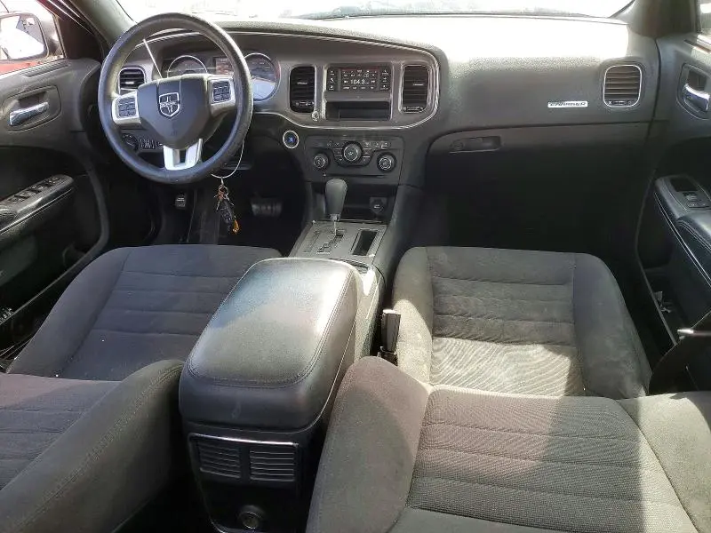 2012 DODGE CHARGER SE  