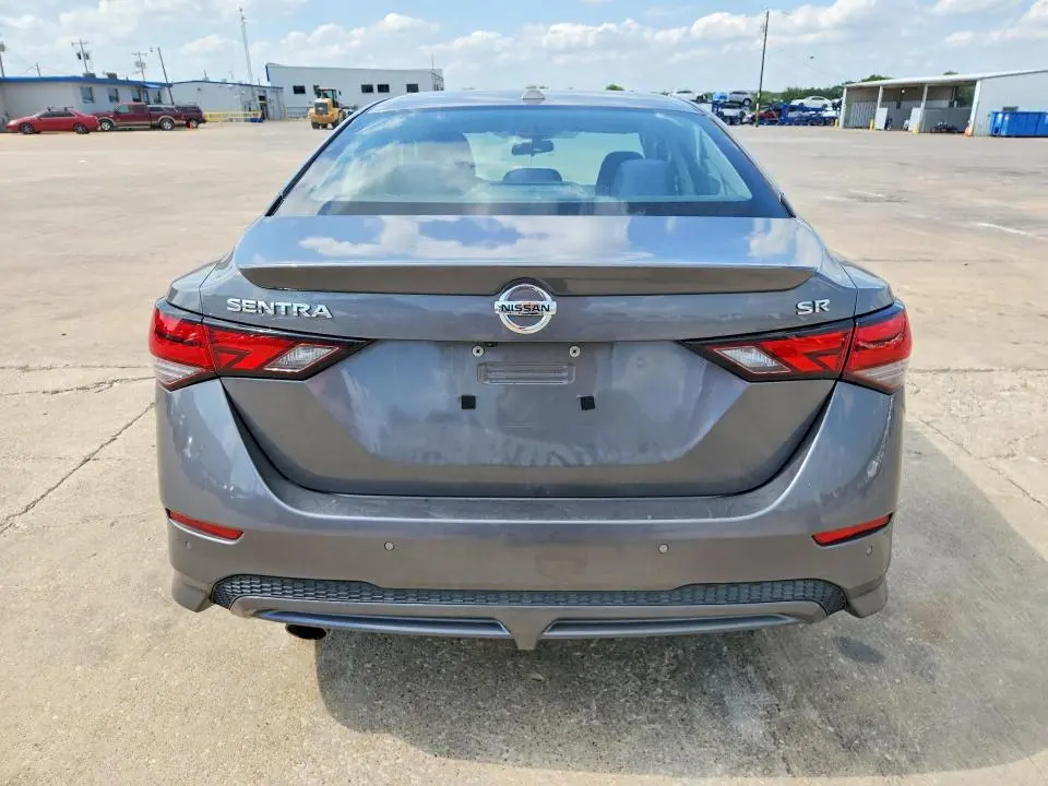 2021 NISSAN SENTRA SR  