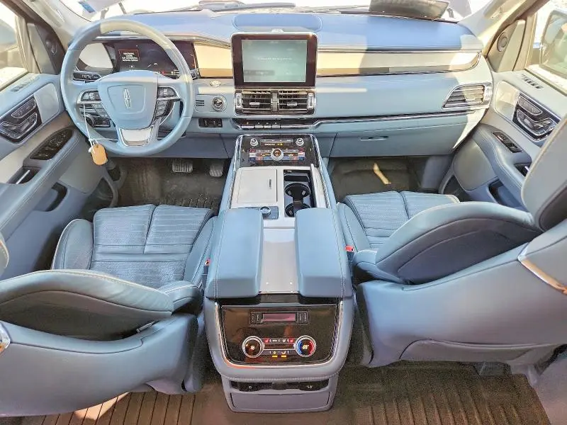 2021 LINCOLN NAVIGATOR BLACK LABEL  