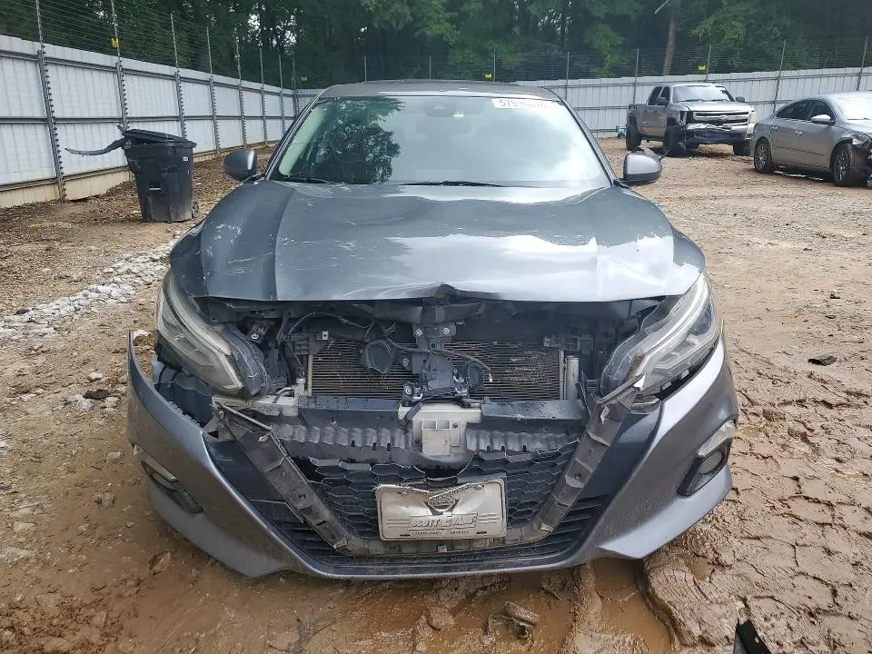 2019 NISSAN ALTIMA SL  